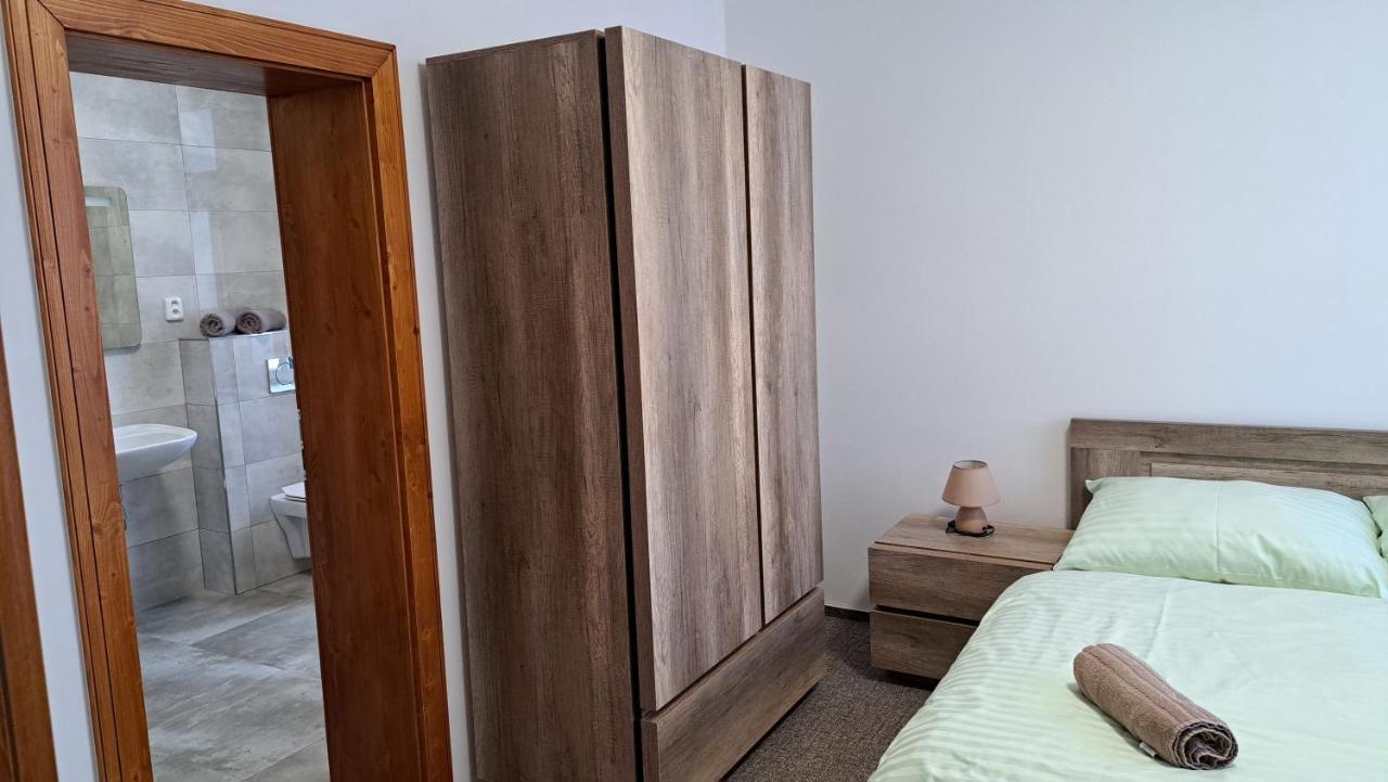 Apartmany Centrum With Garage Rokytnice nad Jizerou Ngoại thất bức ảnh